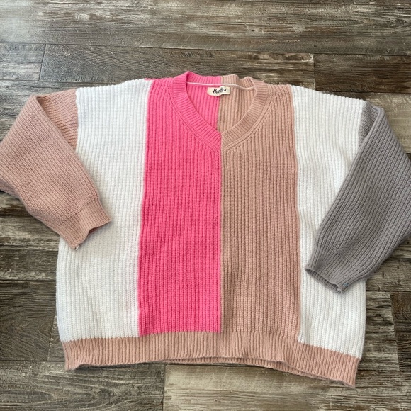 Sweaters - Small shop sweater
